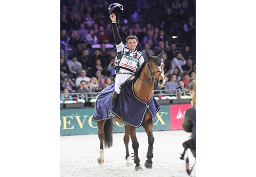 le champion olympique Mathieu Lemoine avec Roscanvel Champeix (Photos Pascale Vacher)